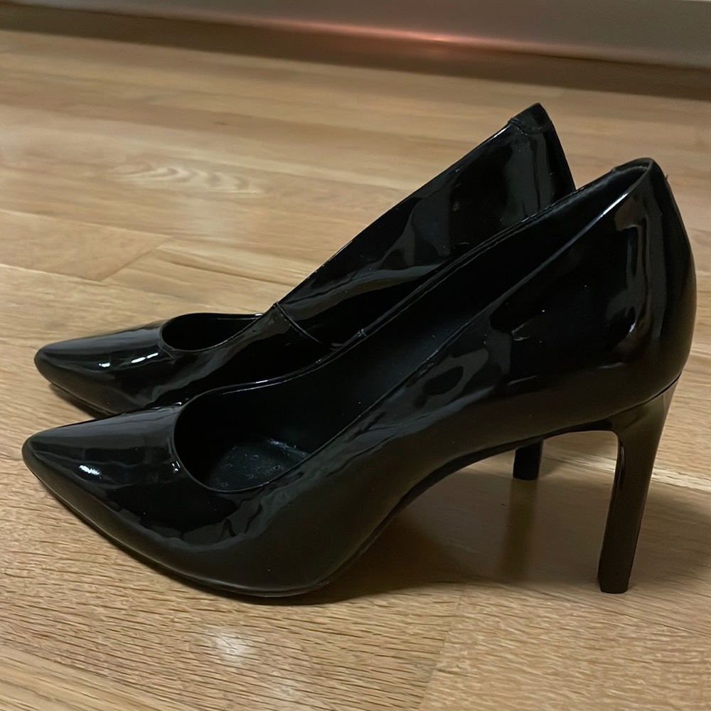 Geox Respira Italian Patent Leather Heels - NEW